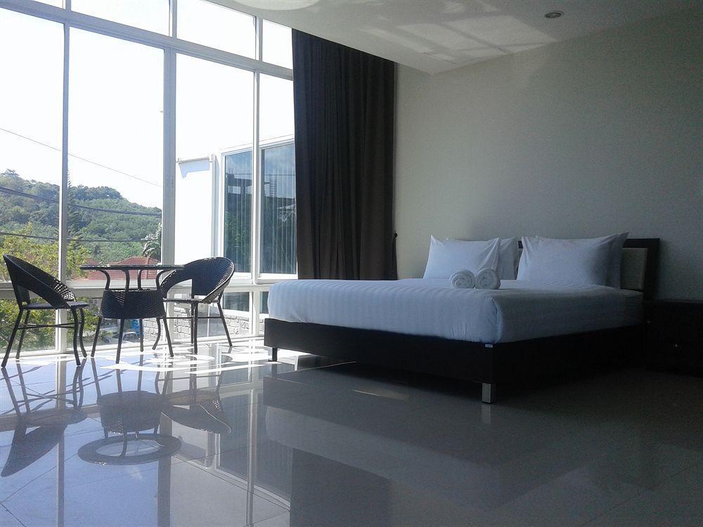 Nai Harn But Different Phuket Boutique Hotel מראה חיצוני תמונה
