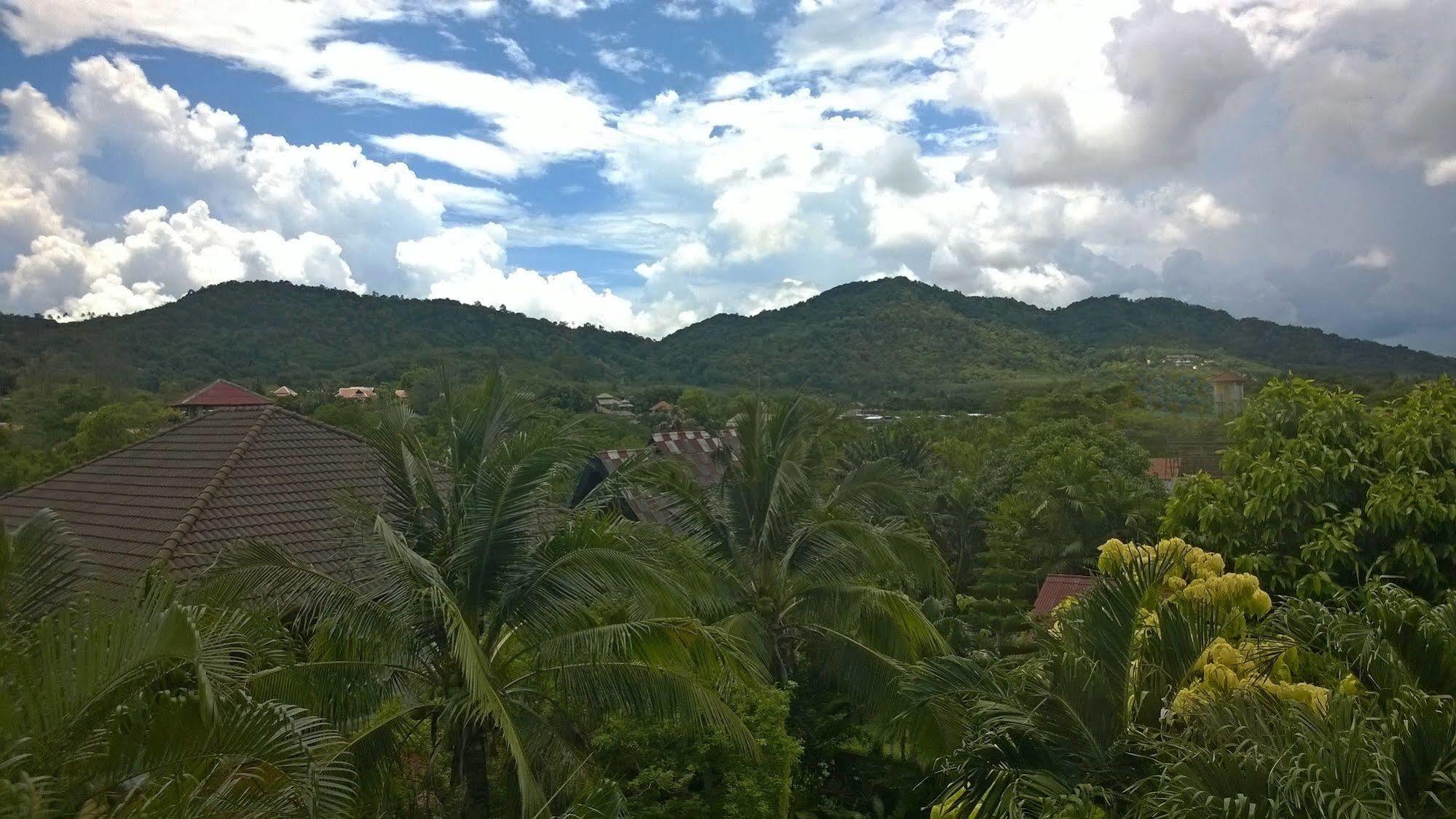 Nai Harn But Different Phuket Boutique Hotel מראה חיצוני תמונה
