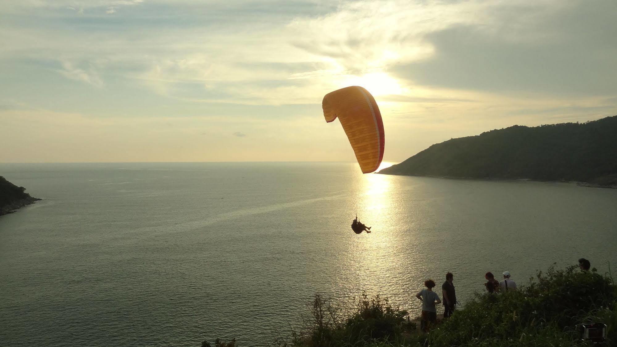 Nai Harn But Different Phuket Boutique Hotel מראה חיצוני תמונה